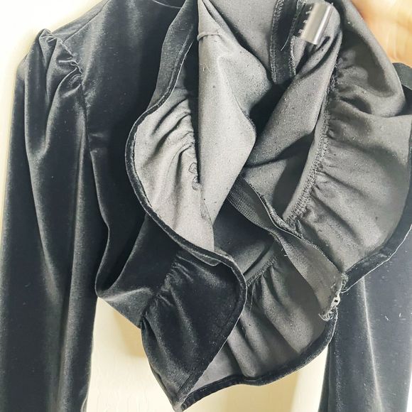 Black Iris Velvet Top - Picture 6 of 7